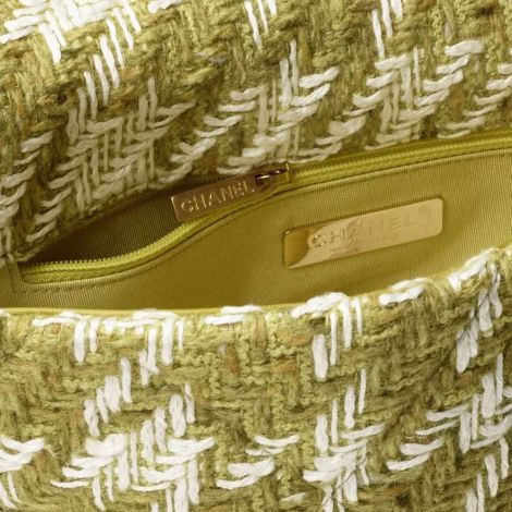 Chanel Çanta Big Yeşil - Chanel 19 Buyuk Canta Tuvit Ve Altin Gumus Ve Rutenyum Kaplama Metal Detaylar Ekru Yesil