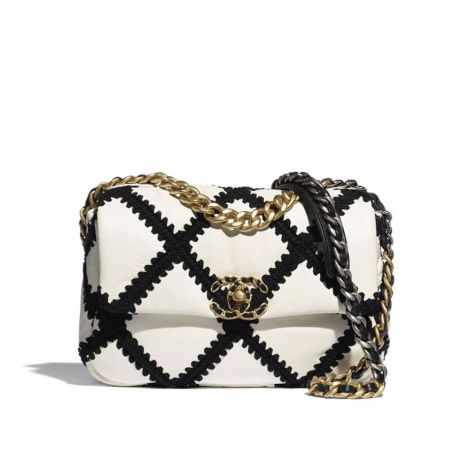 Chanel Çanta Calfskin Beyaz - Chanel Bag Canta Calfskin Crochet Gold Tone Silver Tone Ruthenium Finish Metal Beyaz