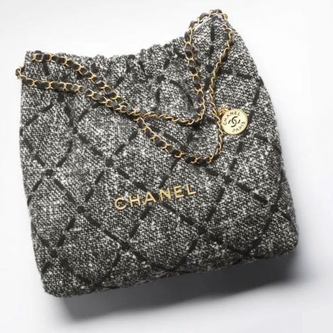 Chanel Çanta Classic Siyah - Chanel Canta Bag Chanel 22 Canta Yun Tuvit Ve Altin Detaylar Ekru Siyah