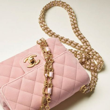 Chanel Çanta Mini Pembe - Chanel Canta Bag Mini Kapakli Canta Kadife Emaye Ve Altin Detaylar Acik Pembe