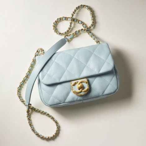 Chanel Çanta Mini Mavi - Chanel Canta Bag Mini Kapakli Canta Kuzu Derisi Ve Altin Detaylar Acik Mavi