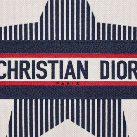 Dior Çanta Dioralps Beyaz - Dior Canta Large Dioralps Dior Book Tote White Three Tone Embroidery Beyaz